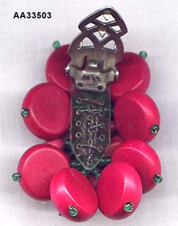 Unsigned Miriam Haskell WWII Small Wooden Bead Dress Clip