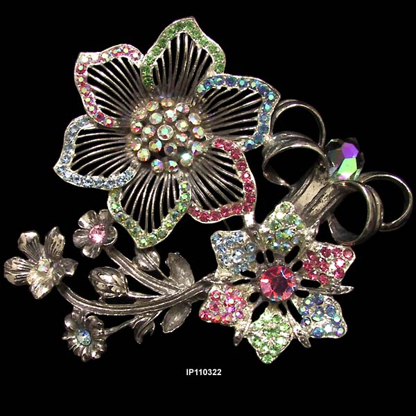 1980 to 1990 Thelma Deutsch Floral Brooch