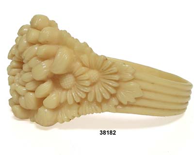 c. 1930 Molded Plastic Bracelet