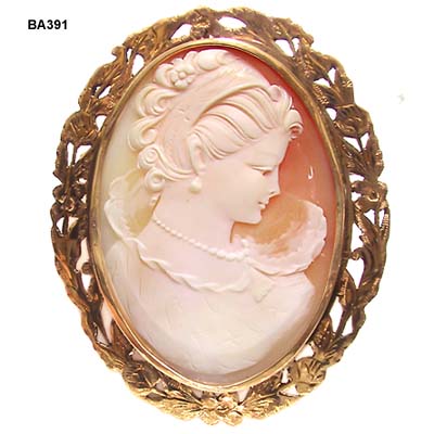 14 Karat Shell Cameo Pin/Pendant