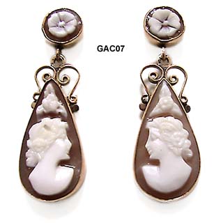 14K Sardonyx Shell Cameo Earrings