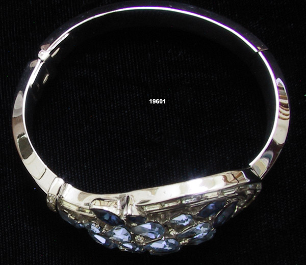 Vintage TRIFARI PAT. PEND. (with crown) Rhodium-Plated Clamper Bracelet c. 1940's