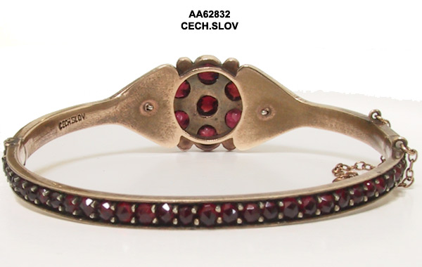 Antique Victorian Bohemian Garnet Bangle Bracelet c. 1880