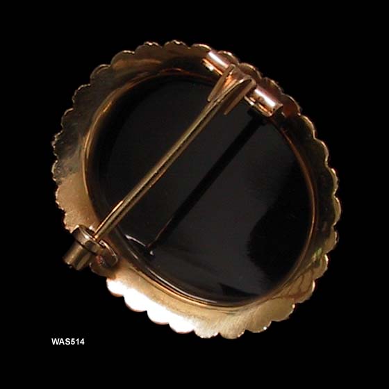 14 Karat+++ Hardstone Cameo Brooch