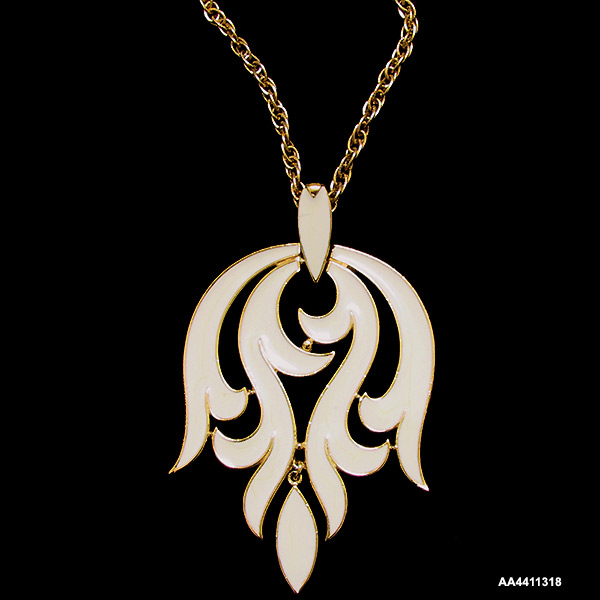 Vintage Trifari Gold-Plated Enameled Pendant Necklace