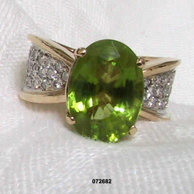 1970 to 1980 14 Karat Diamond and Peridot Ring