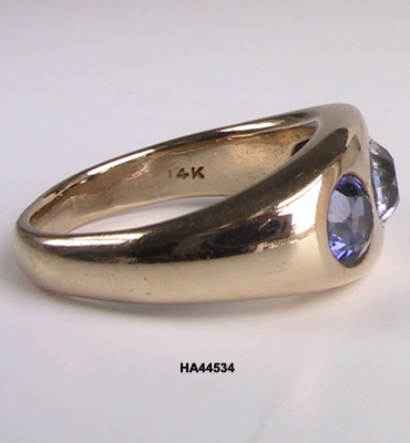 1970 to 1980 14 Karat Diamond and Peridot Ring