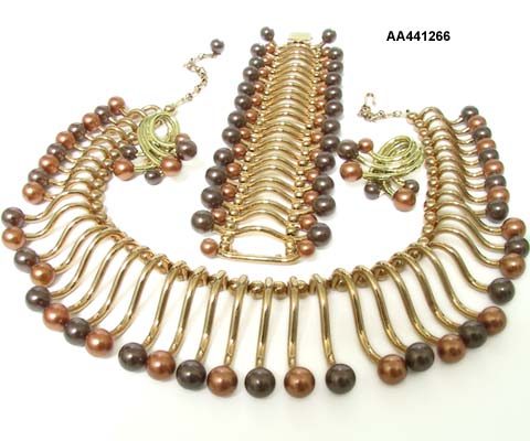 1950's BOUCHER Parure
