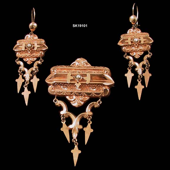 c. 1870 Suite: Brooch and Pendant Earrings