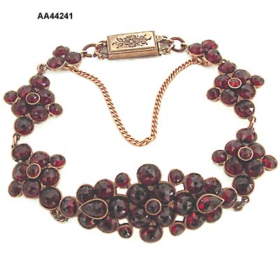 18 Karat Victorian Garnet Bracelet